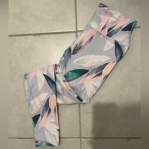 Fabletics Define Powerhold high waisted leggings